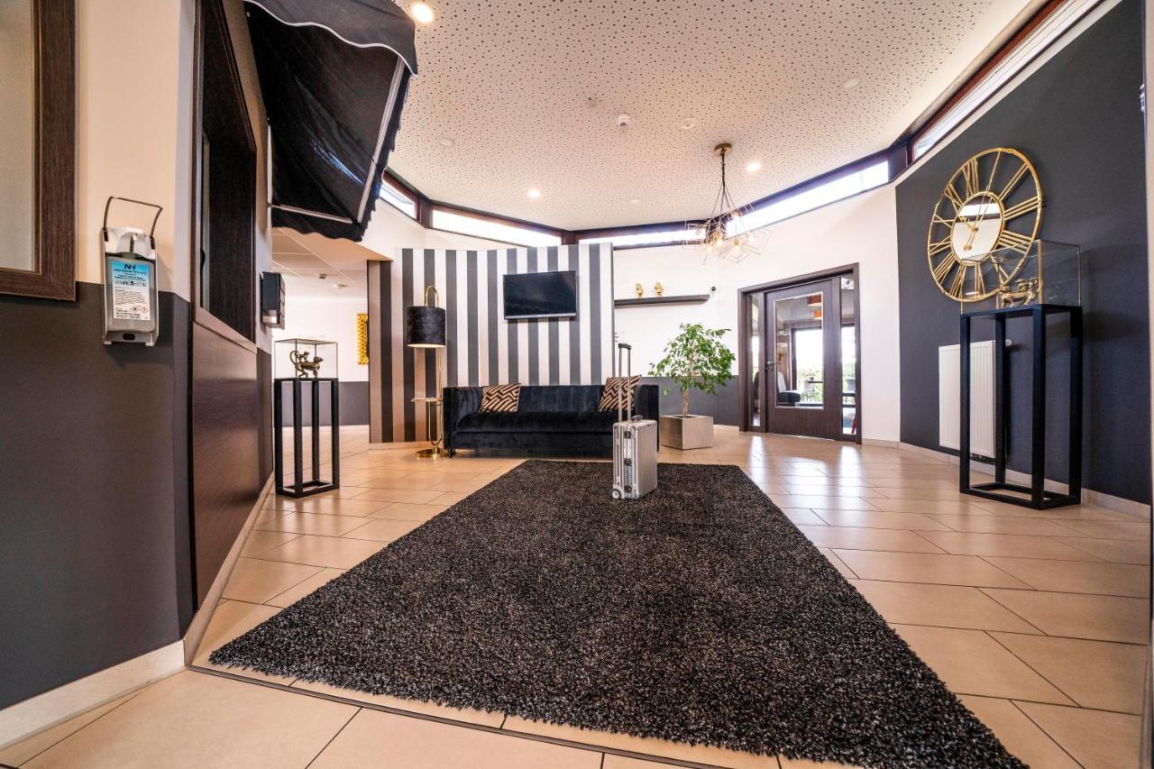 Hotel TiekZwei - Ihr Studiohotel Meppen Buitenkant foto