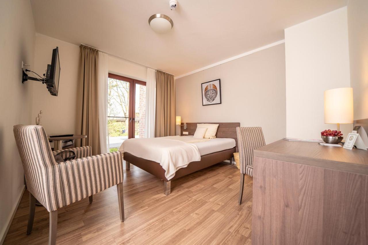 Hotel TiekZwei - Ihr Studiohotel Meppen Buitenkant foto